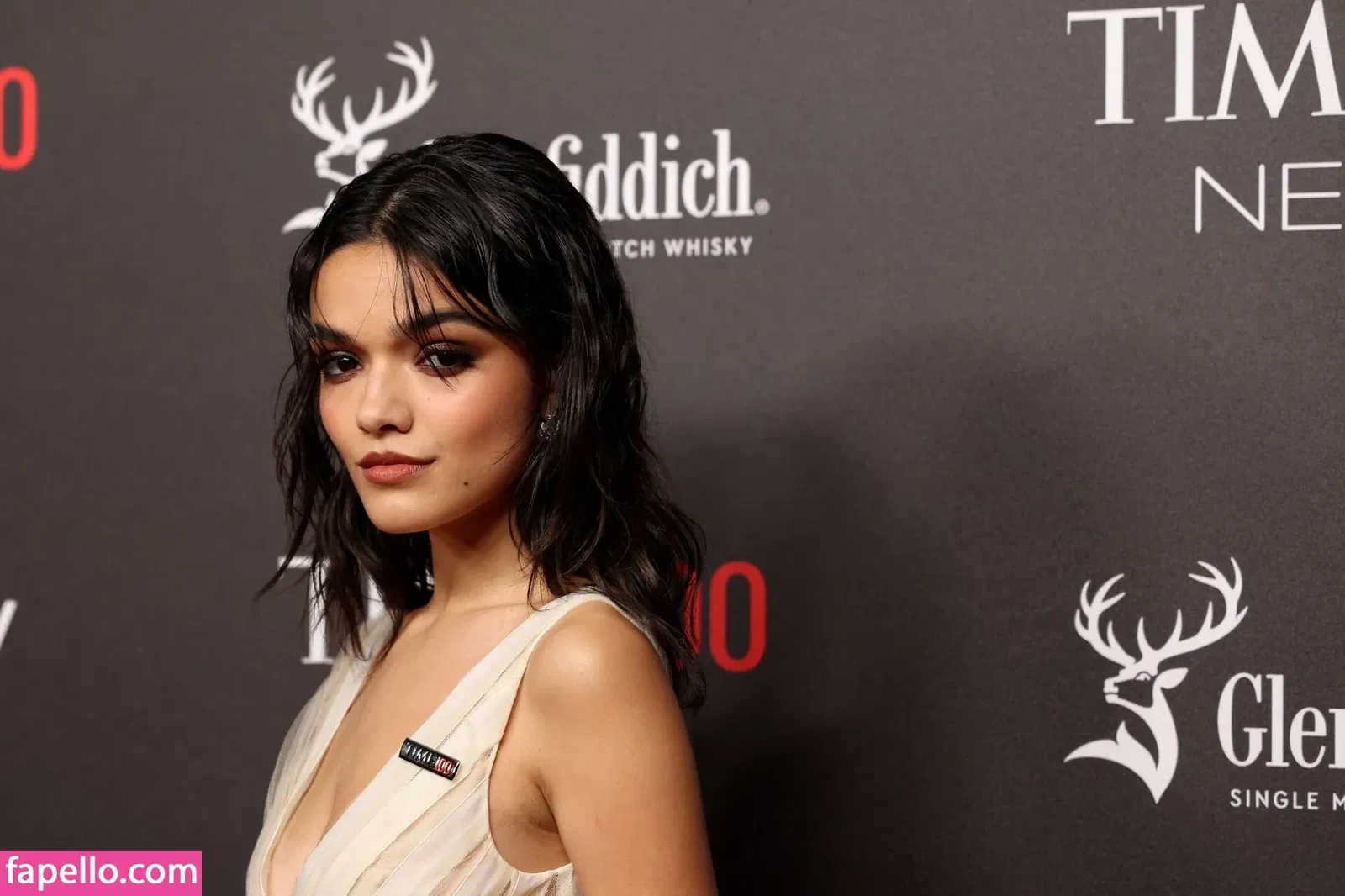 Rachel Zegler Onlyfans Photo Gallery 