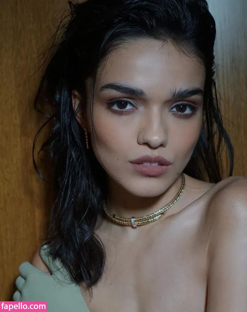 Rachel Zegler Onlyfans Photo Gallery 