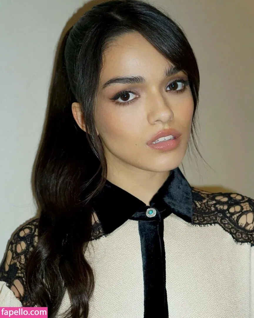 Rachel Zegler Onlyfans Photo Gallery 