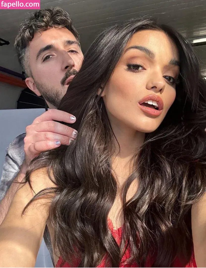 Rachel Zegler Onlyfans Photo Gallery 