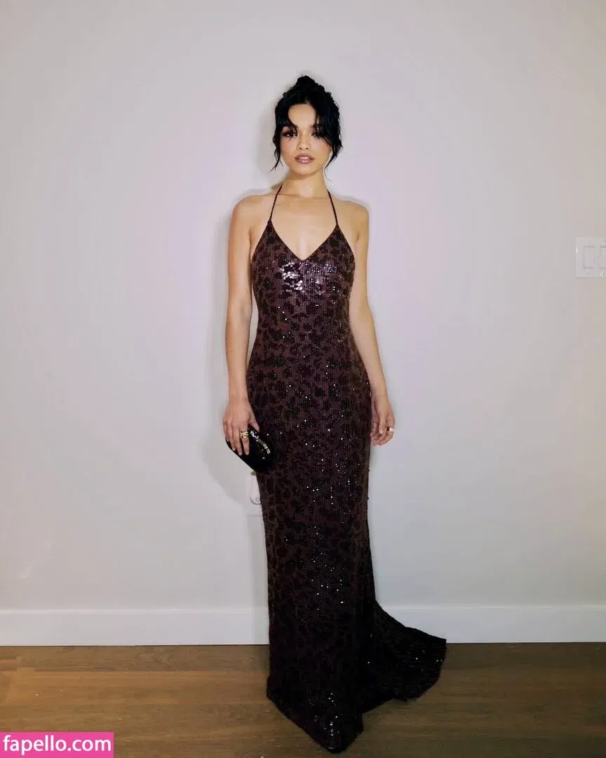 Rachel Zegler Onlyfans Photo Gallery 