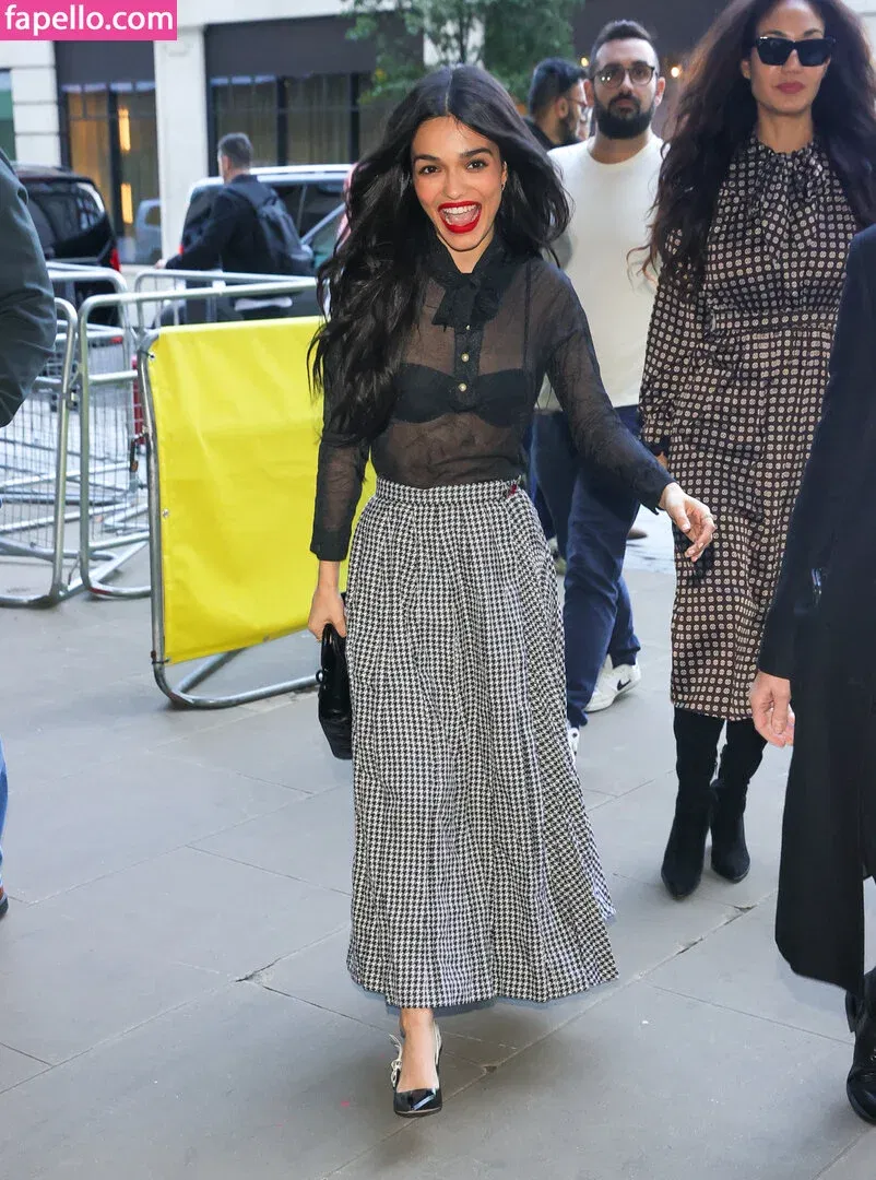 Rachel Zegler Onlyfans Photo Gallery 