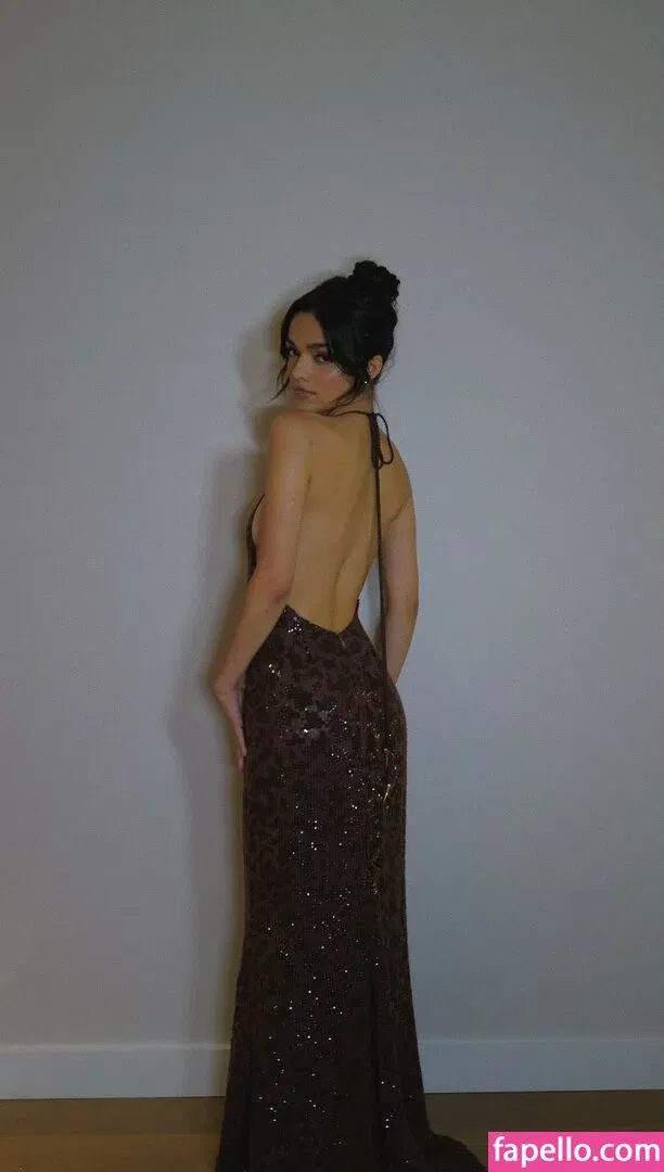 Rachel Zegler Onlyfans Photo Gallery 