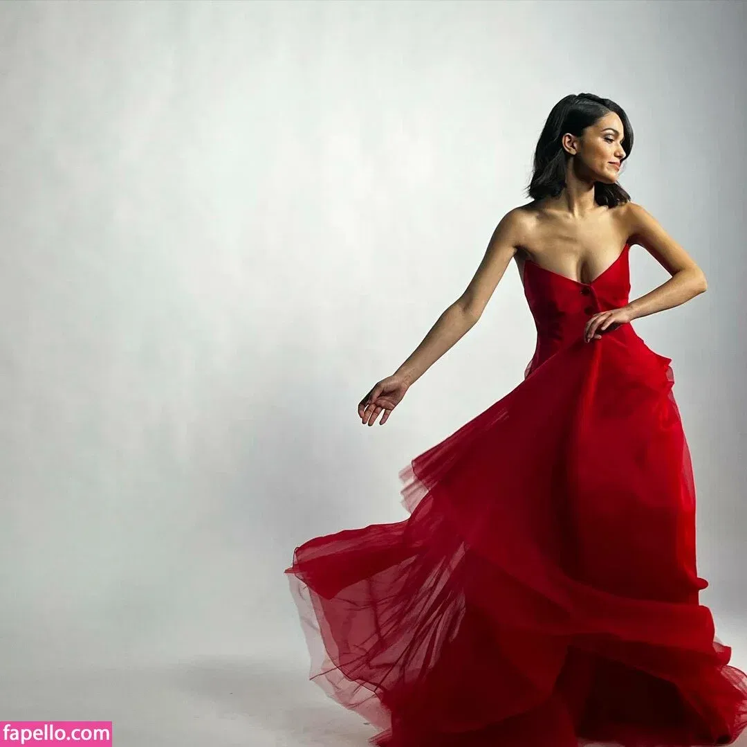 Rachel Zegler Onlyfans Photo Gallery 