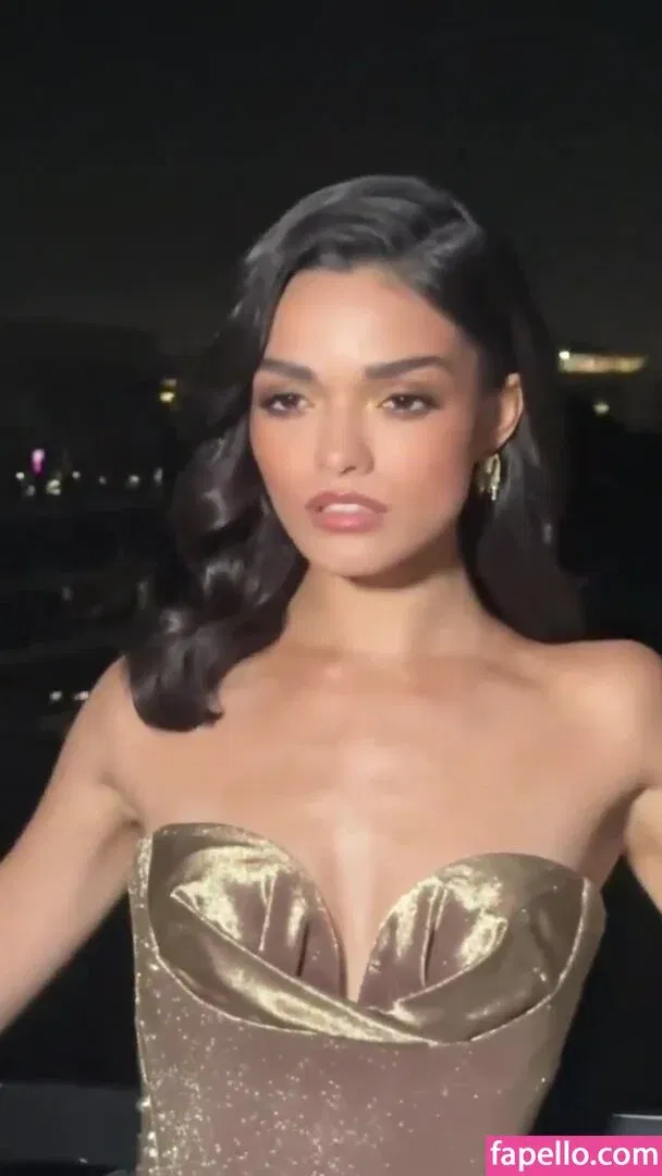 Rachel Zegler Onlyfans Photo Gallery 