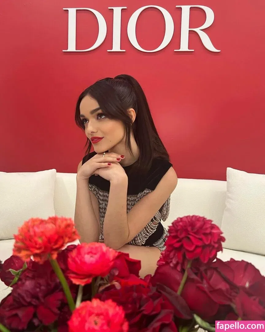 Rachel Zegler Onlyfans Photo Gallery 