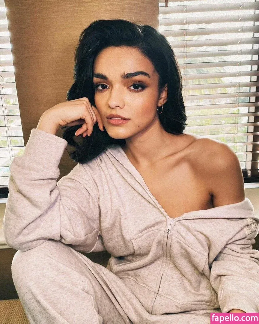 Rachel Zegler Onlyfans Photo Gallery 