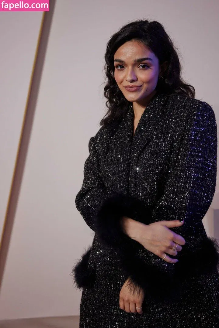 Rachel Zegler Onlyfans Photo Gallery 