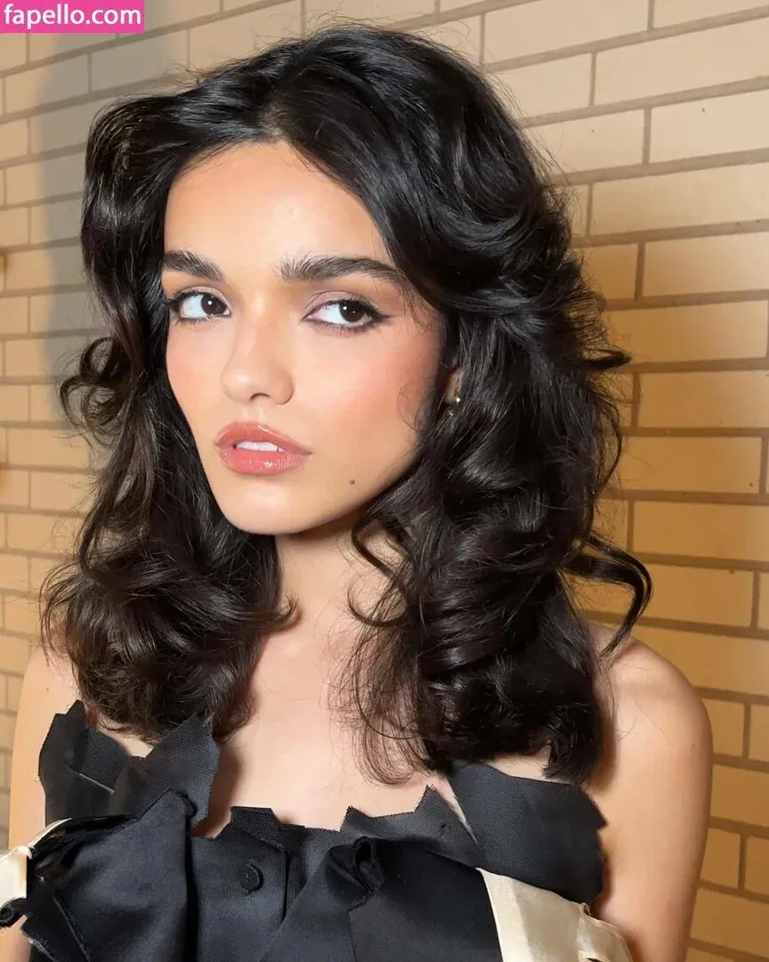 Rachel Zegler Onlyfans Photo Gallery 