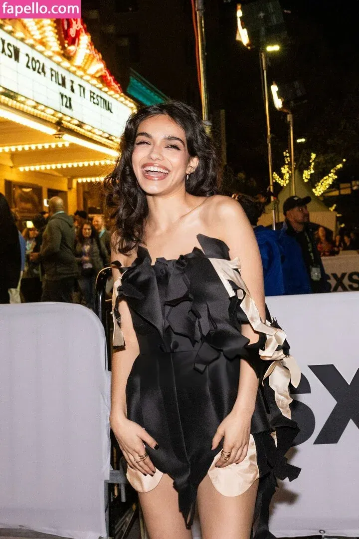 Rachel Zegler Onlyfans Photo Gallery 