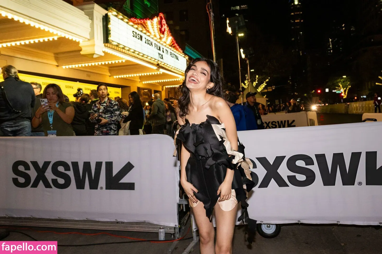 Rachel Zegler Onlyfans Photo Gallery 