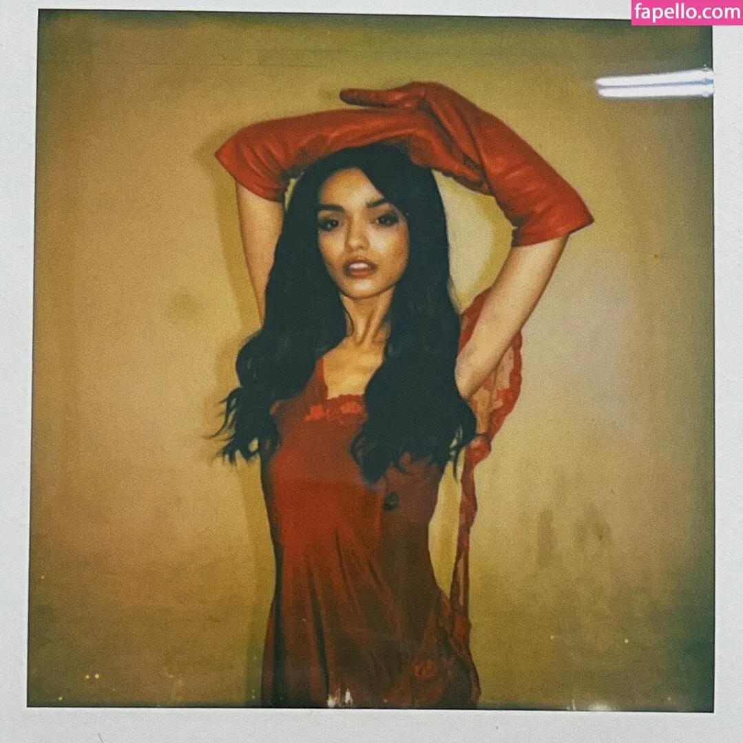 Rachel Zegler Onlyfans Photo Gallery 