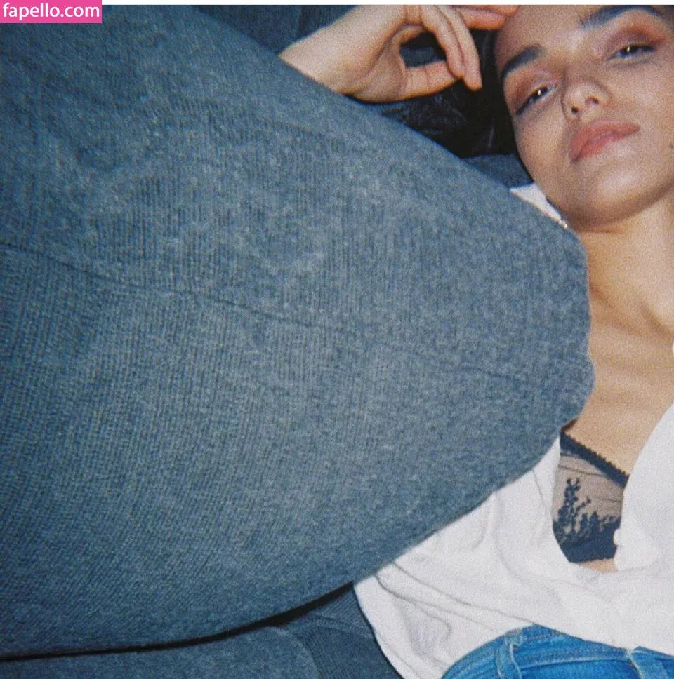 Rachel Zegler Onlyfans Photo Gallery 