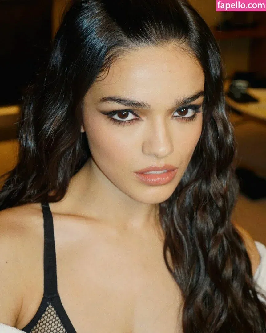 Rachel Zegler Onlyfans Photo Gallery 