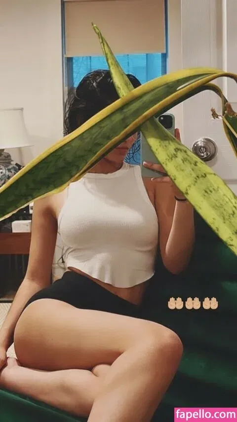 Rachel Zegler Onlyfans Photo Gallery 