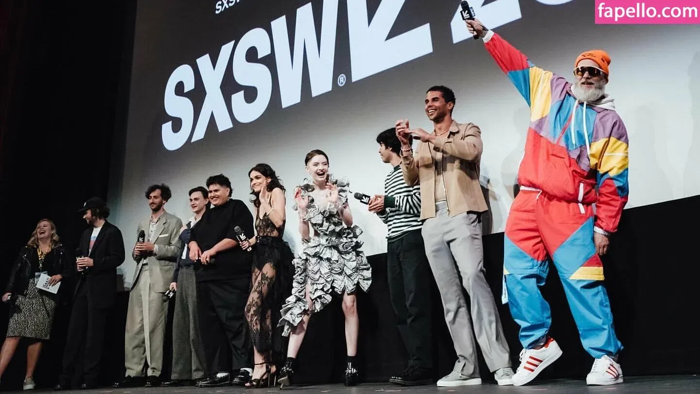 Rachel Zegler Onlyfans Photo Gallery 