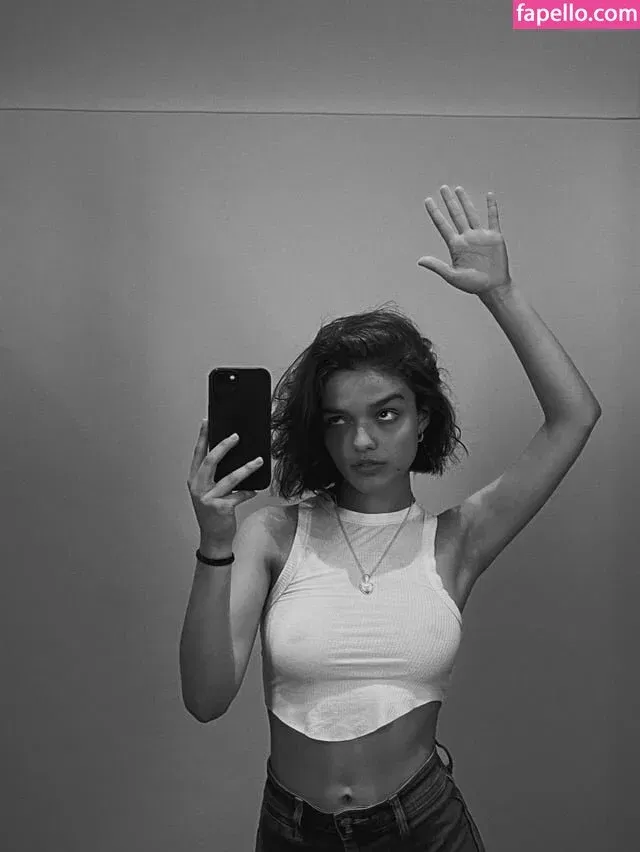 Rachel Zegler Onlyfans Photo Gallery 