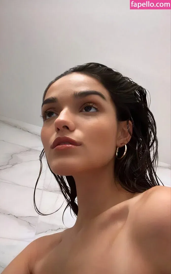 Rachel Zegler Onlyfans Photo Gallery 