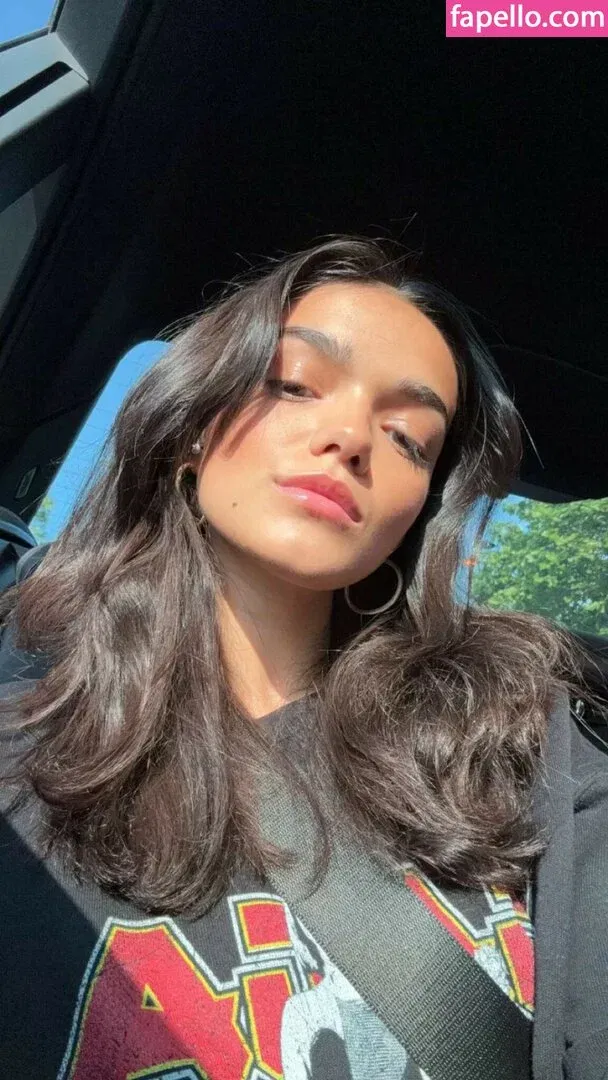 Rachel Zegler Onlyfans Photo Gallery 