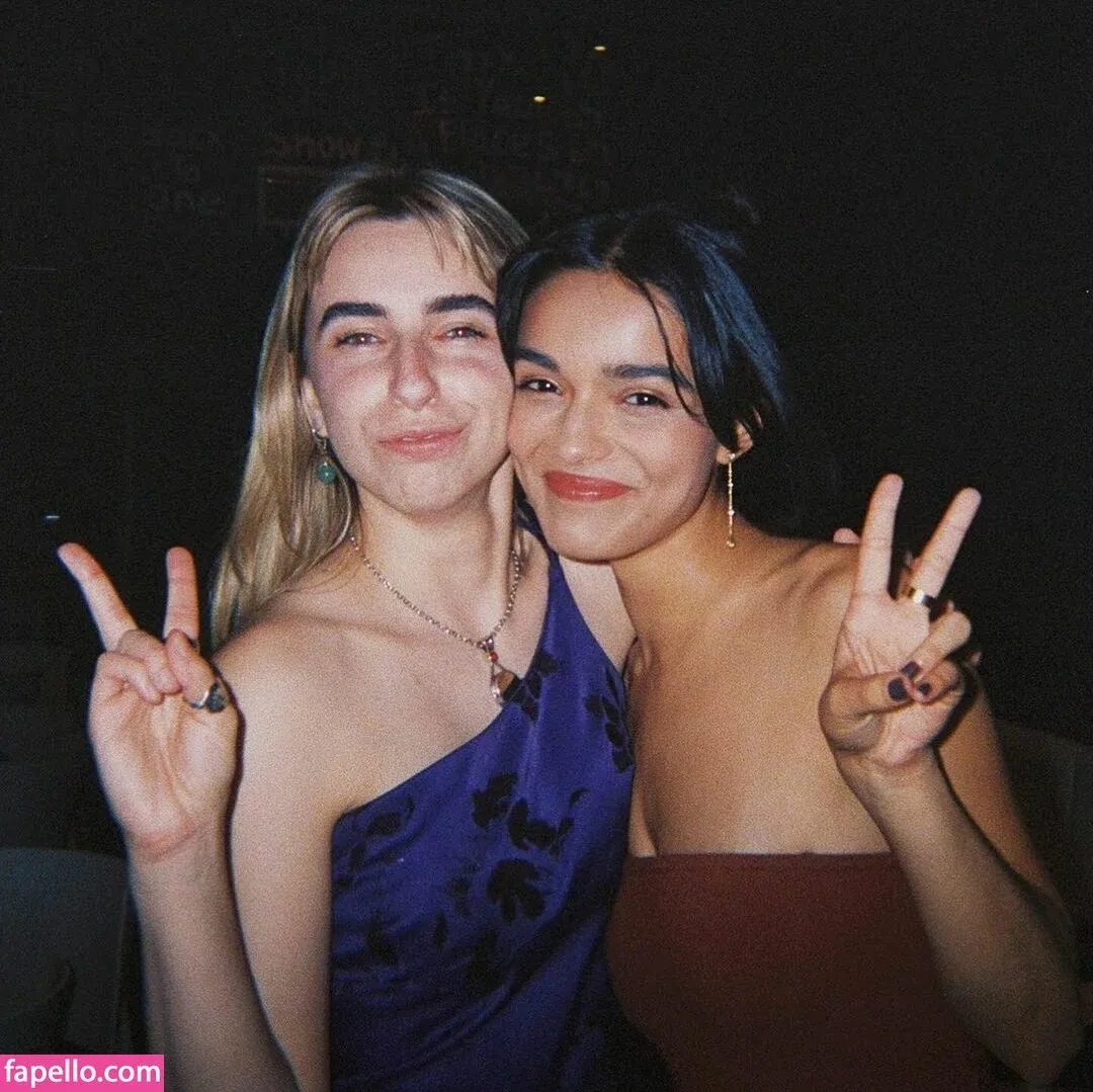 Rachel Zegler Onlyfans Photo Gallery 