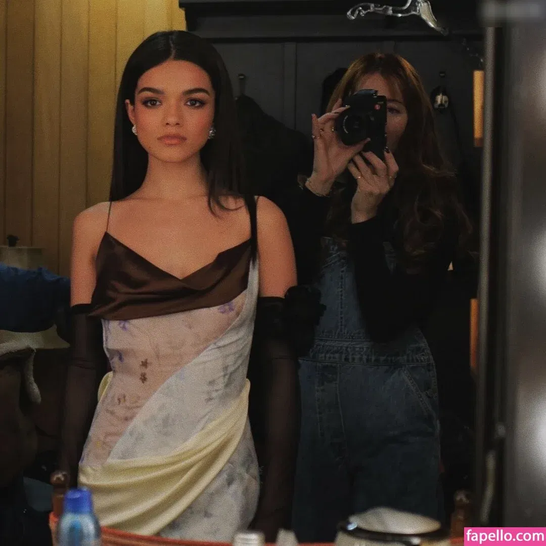 Rachel Zegler Onlyfans Photo Gallery 