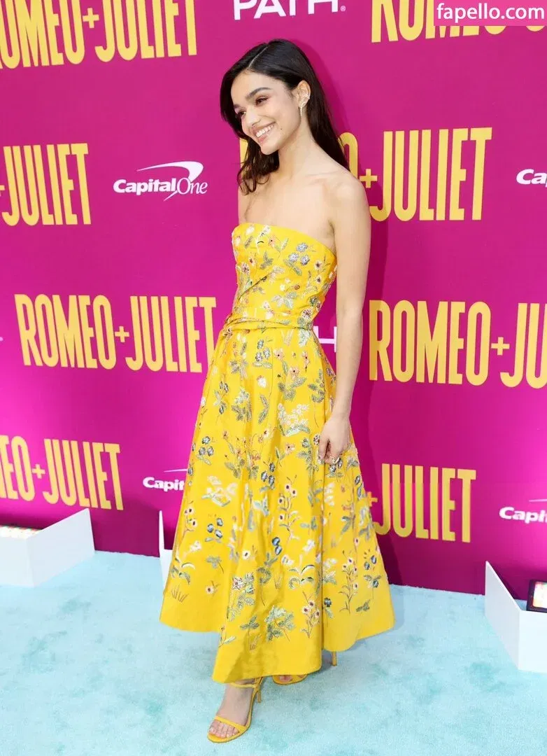 Rachel Zegler Onlyfans Photo Gallery 