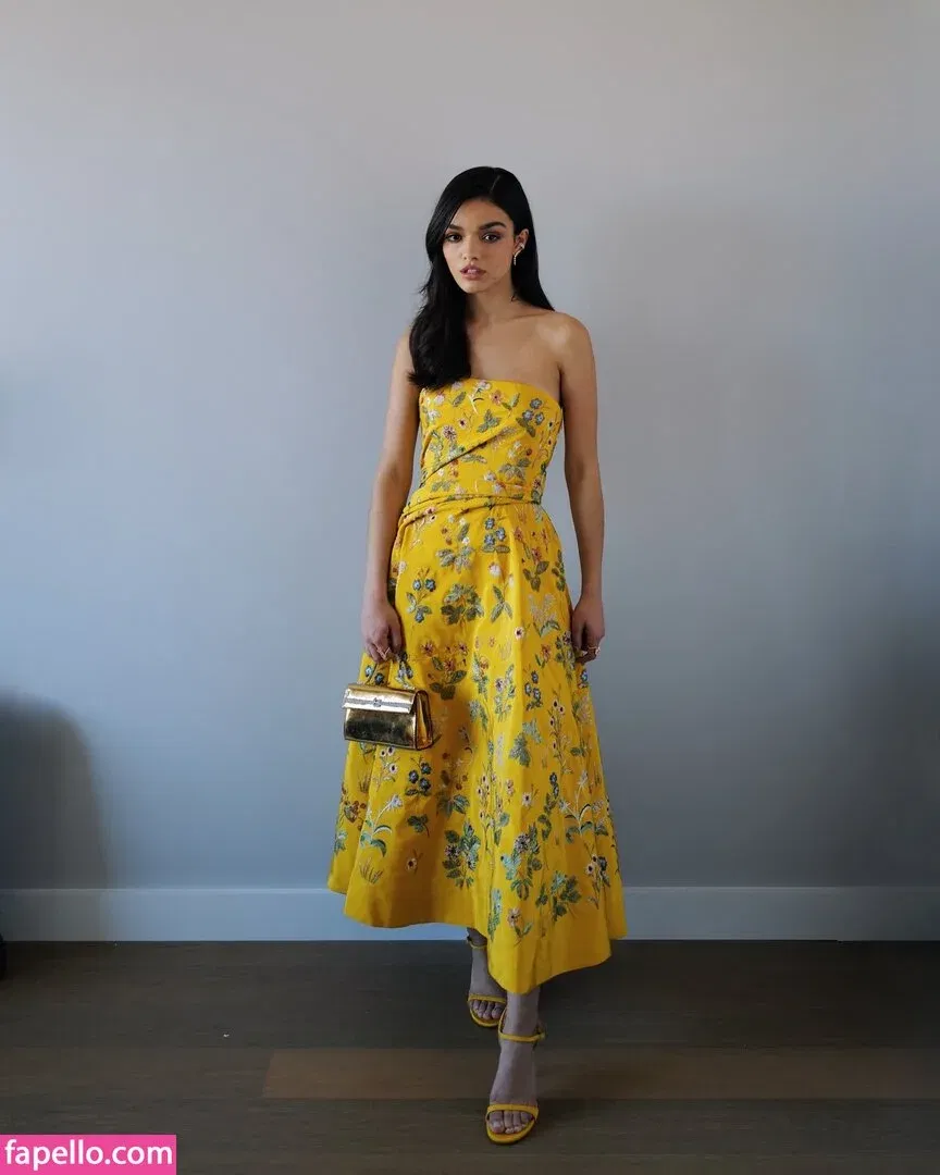 Rachel Zegler Onlyfans Photo Gallery 