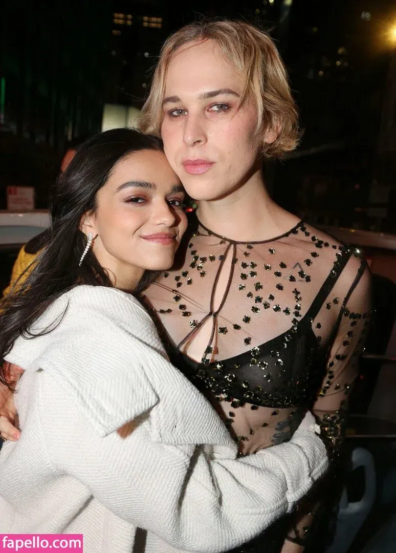 Rachel Zegler Onlyfans Photo Gallery 