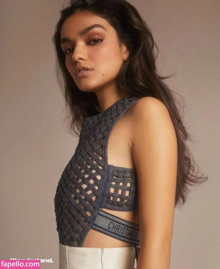 Rachel Zegler Onlyfans Photo Gallery 