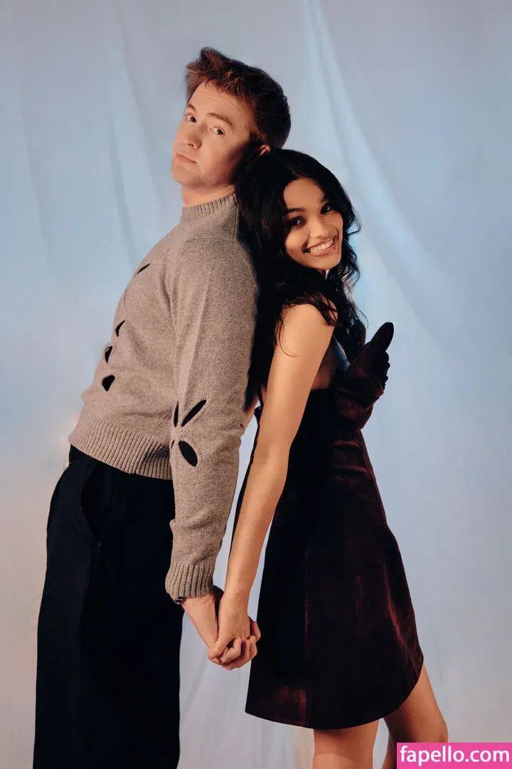 Rachel Zegler Onlyfans Photo Gallery 