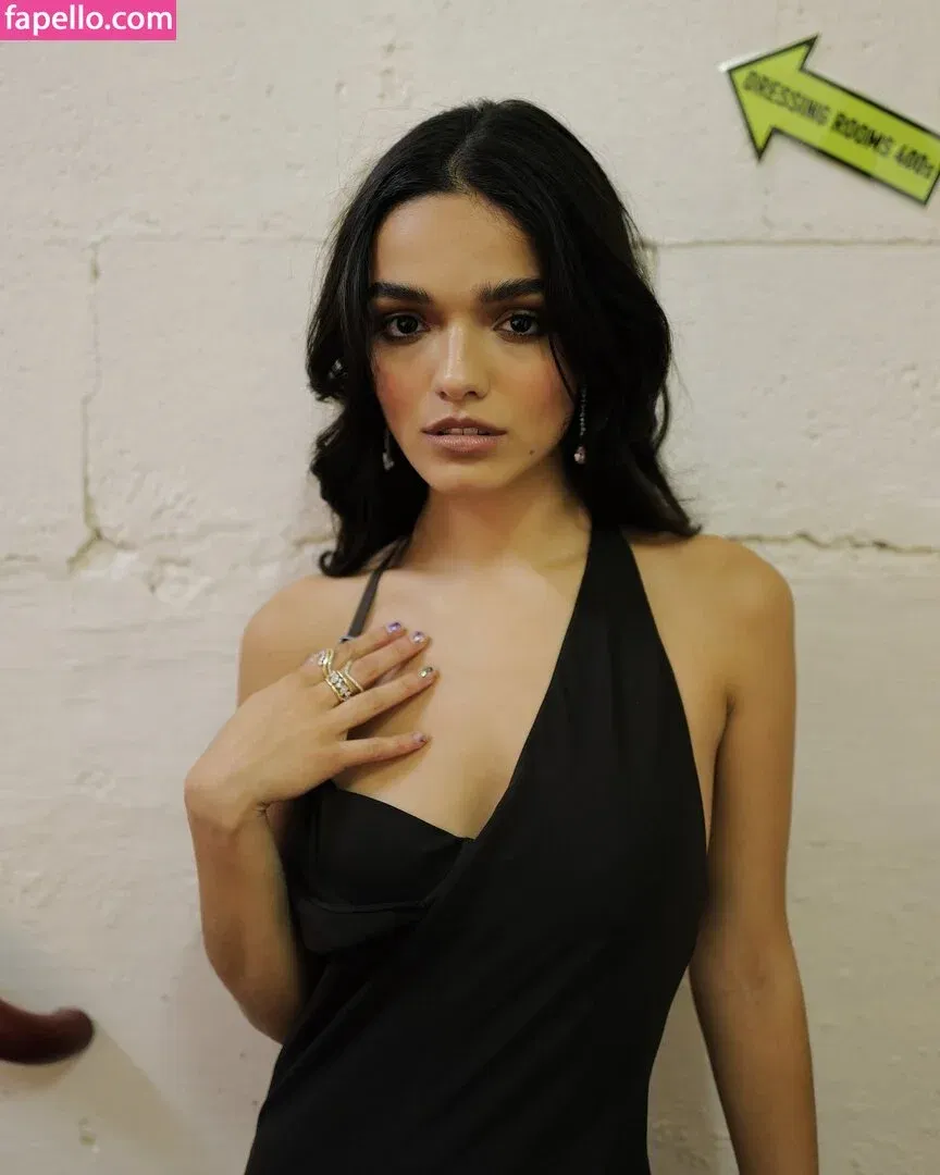 Rachel Zegler Onlyfans Photo Gallery 