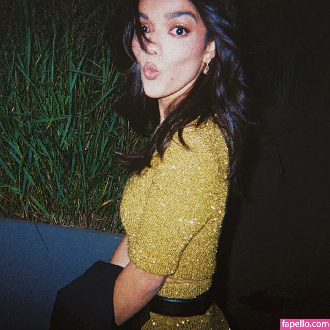 Rachel Zegler Onlyfans Photo Gallery 