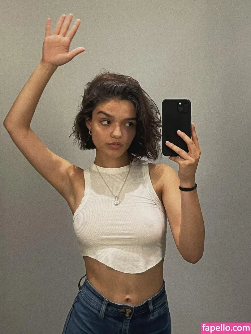 Rachel Zegler Onlyfans Photo Gallery 