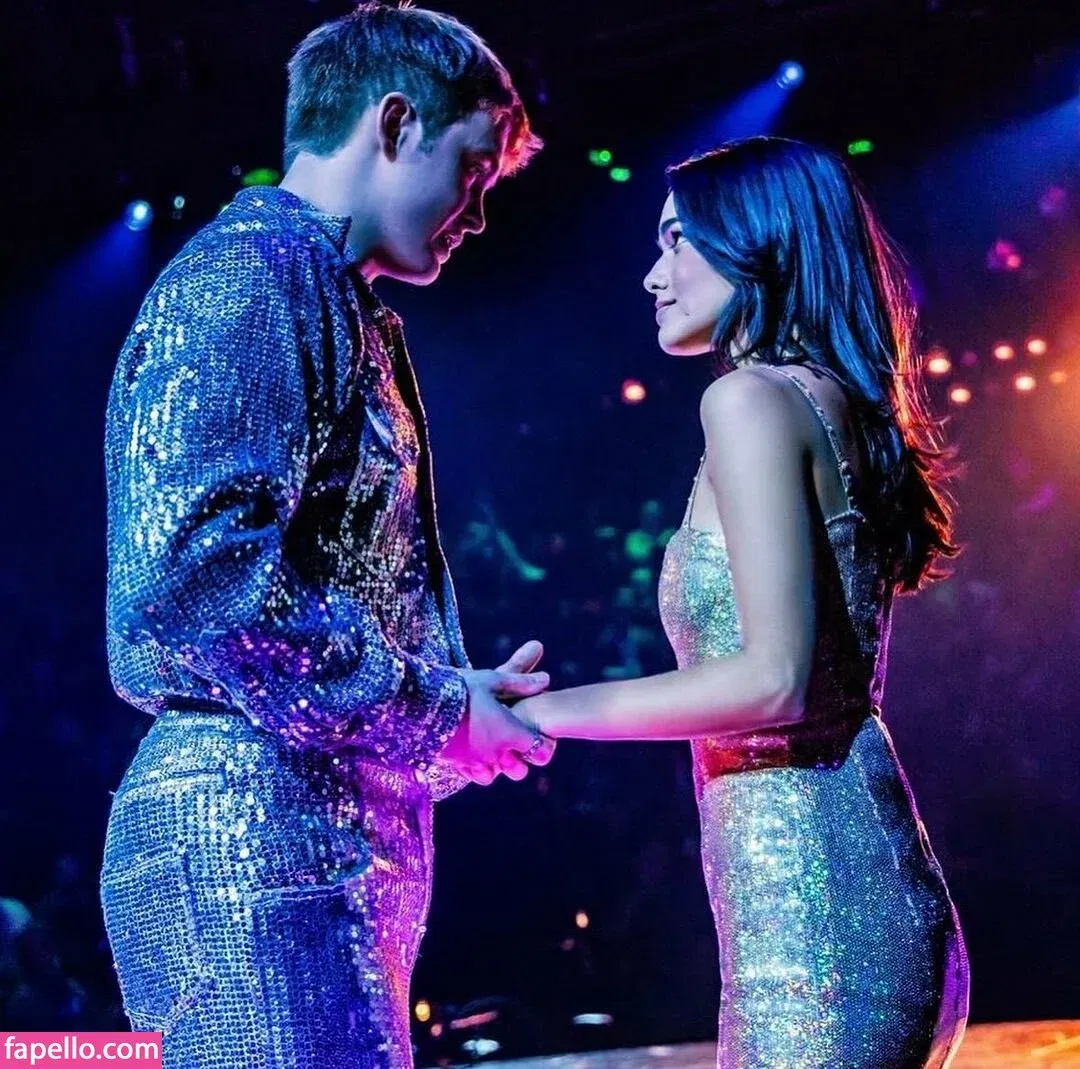 Rachel Zegler Onlyfans Photo Gallery 