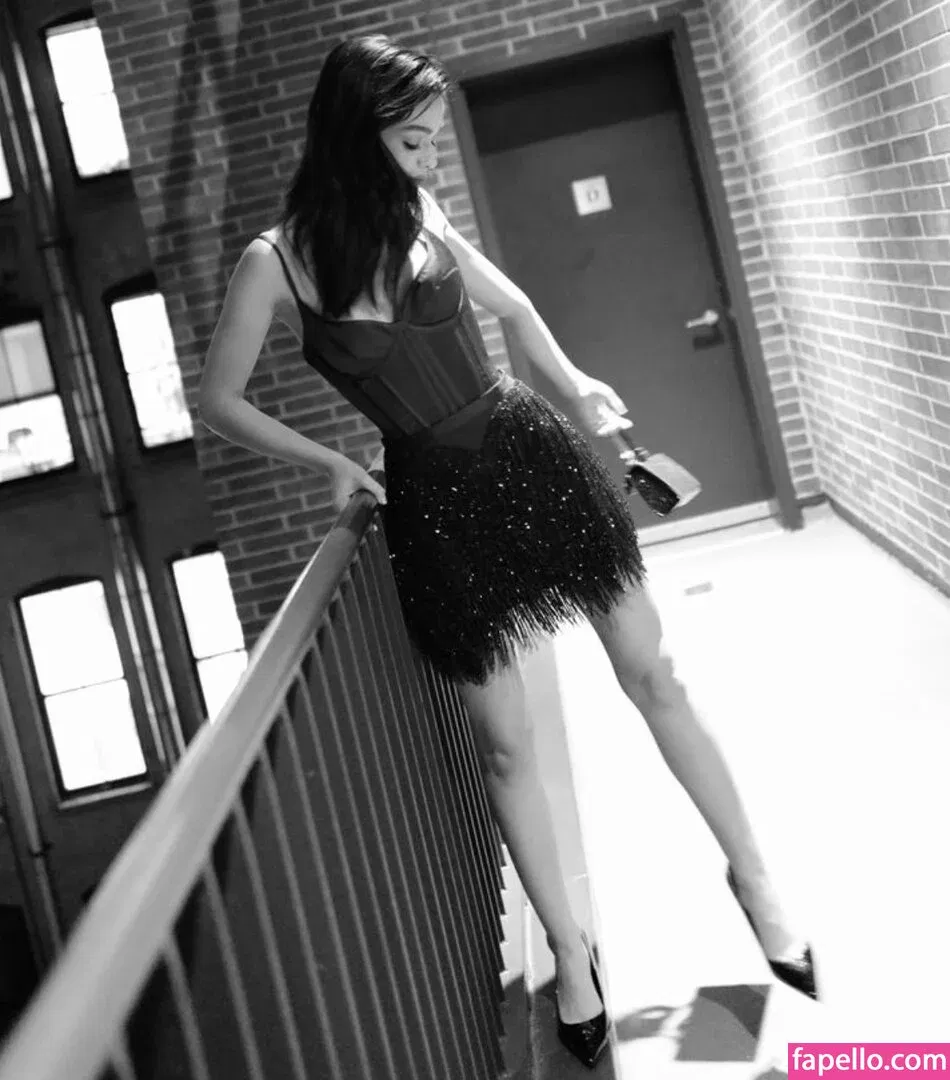 Rachel Zegler Onlyfans Photo Gallery 