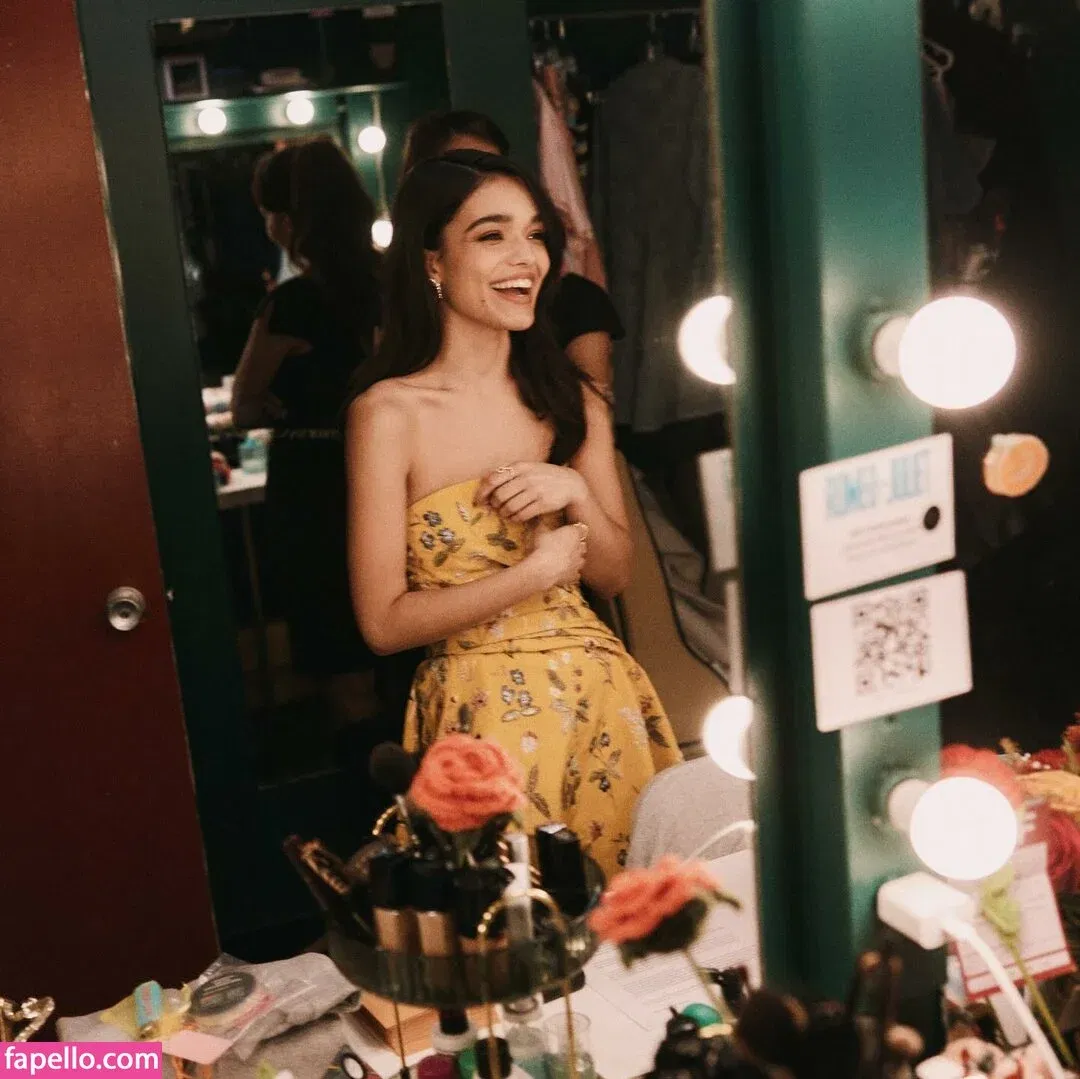 Rachel Zegler Onlyfans Photo Gallery 