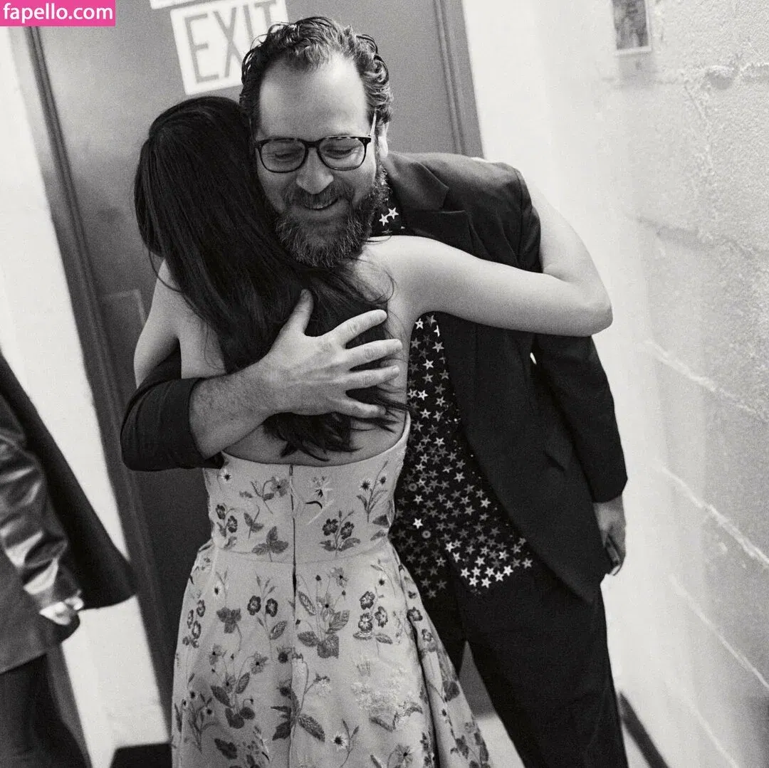 Rachel Zegler Onlyfans Photo Gallery 