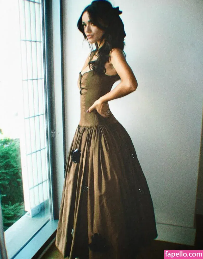 Rachel Zegler Onlyfans Photo Gallery 