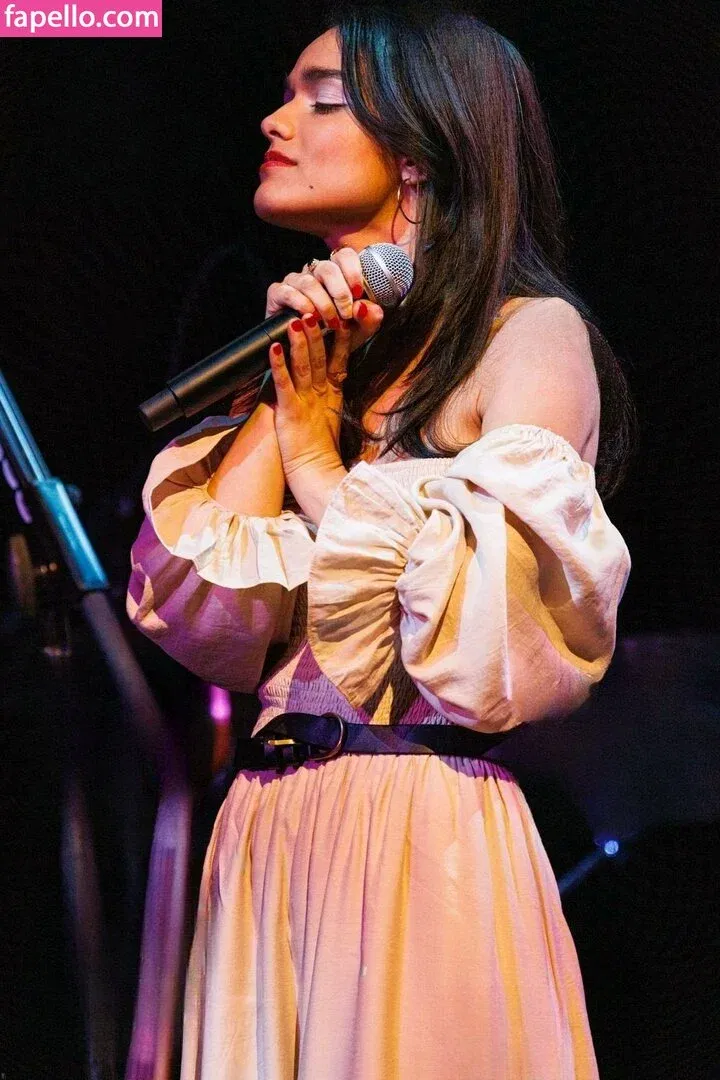 Rachel Zegler Onlyfans Photo Gallery 