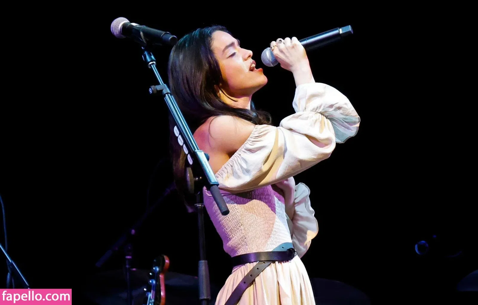 Rachel Zegler Onlyfans Photo Gallery 