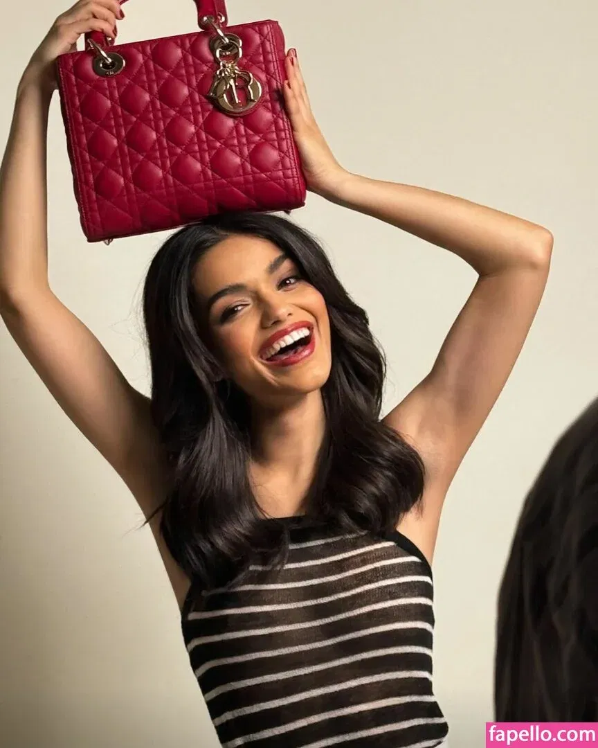 Rachel Zegler Onlyfans Photo Gallery 