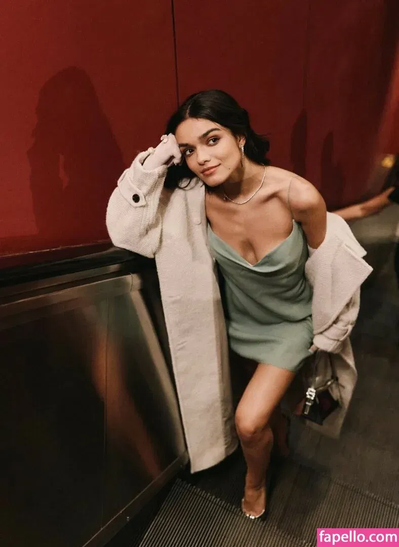 Rachel Zegler Onlyfans Photo Gallery 