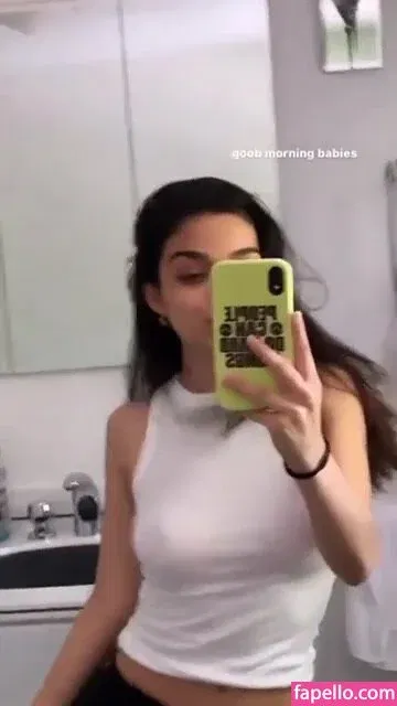 Rachel Zegler Onlyfans Photo Gallery 