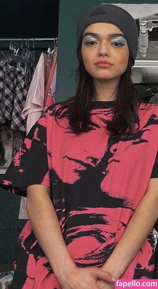 Rachel Zegler Onlyfans Photo Gallery 