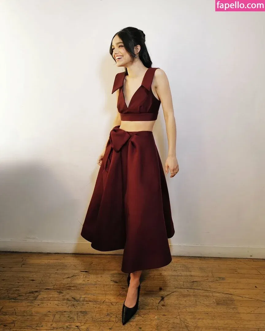 Rachel Zegler Onlyfans Photo Gallery 