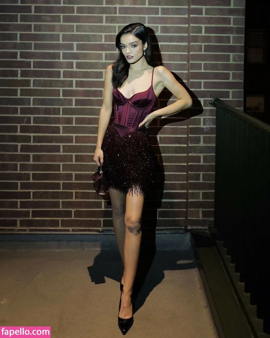 Rachel Zegler Onlyfans Photo Gallery 