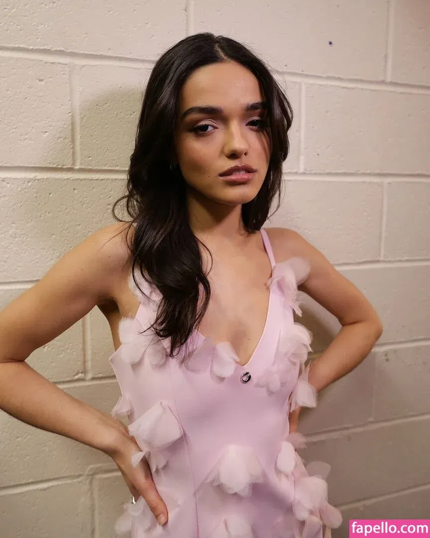 Rachel Zegler Onlyfans Photo Gallery 