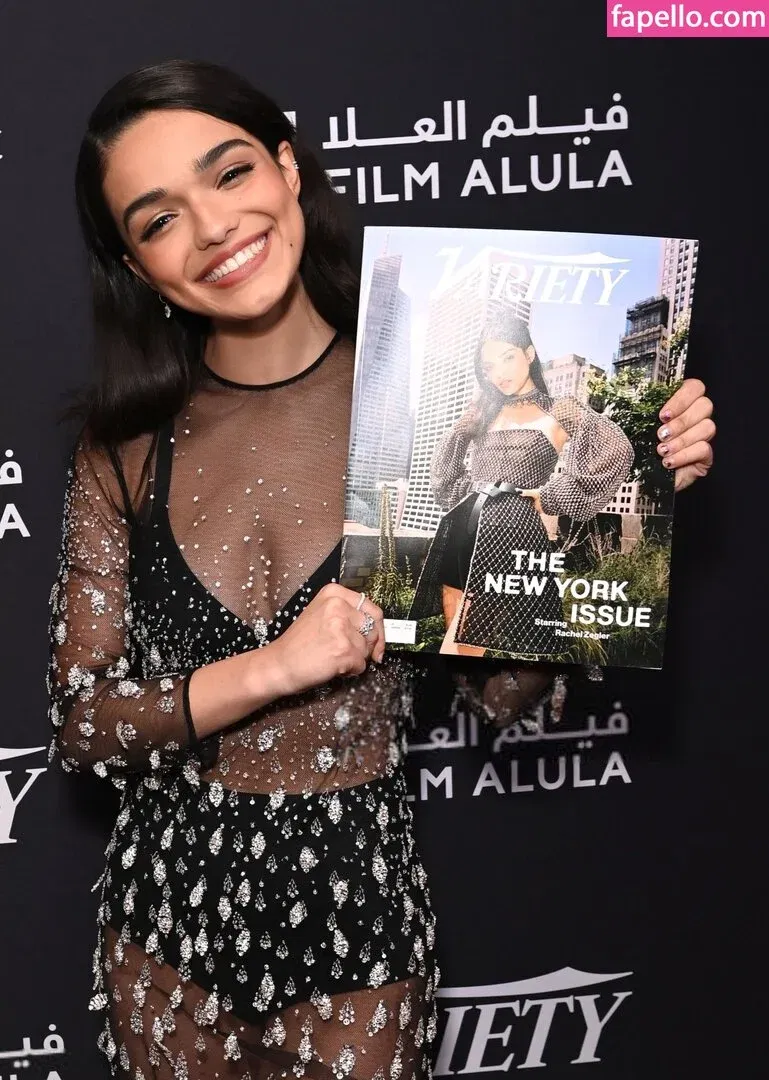 Rachel Zegler Onlyfans Photo Gallery 