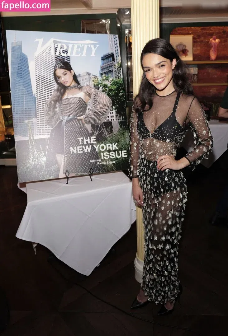 Rachel Zegler Onlyfans Photo Gallery 