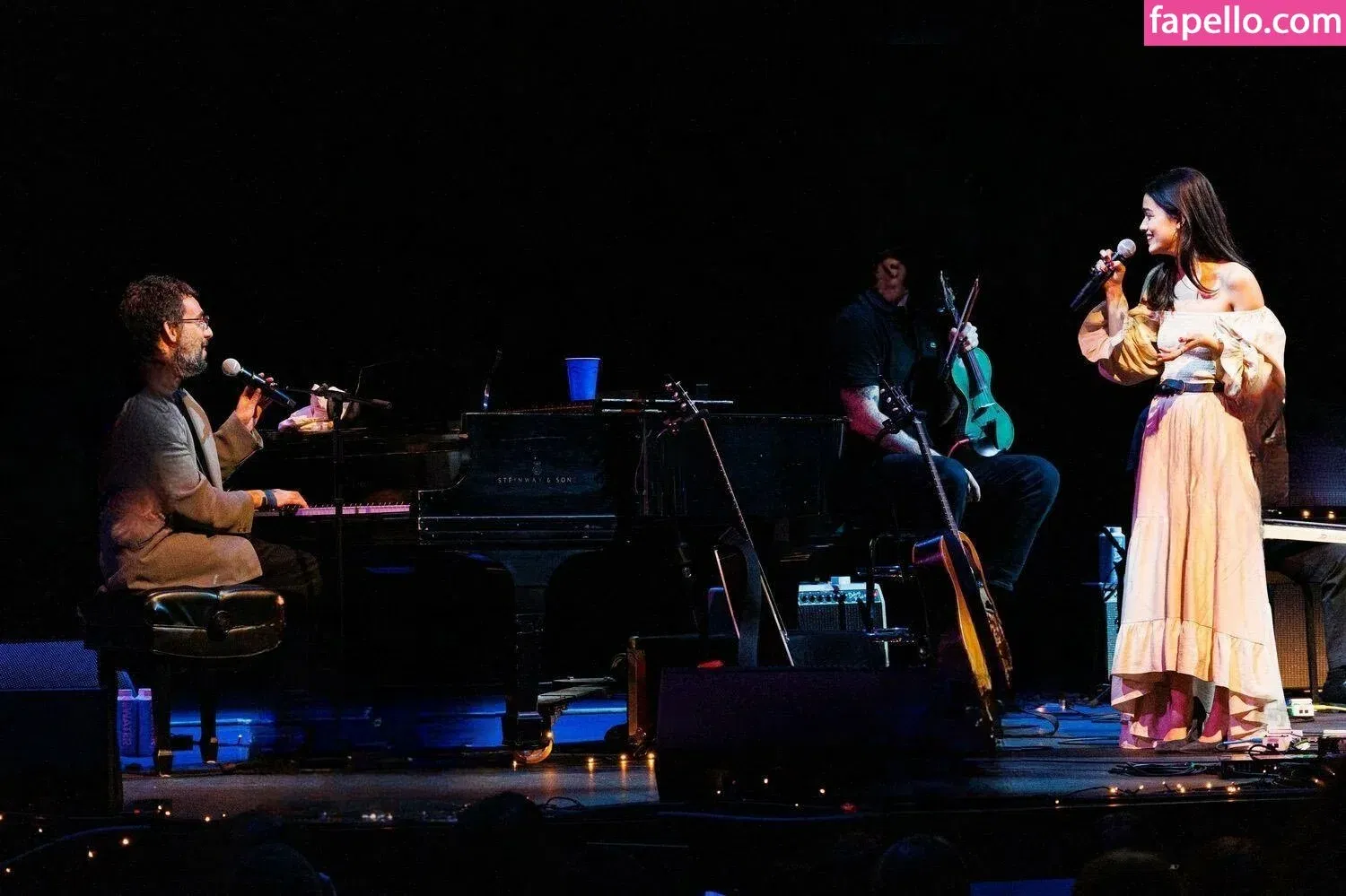 Rachel Zegler Onlyfans Photo Gallery 